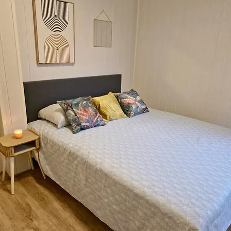 Campingplatz Cozychalet Met Prive Hot Tub